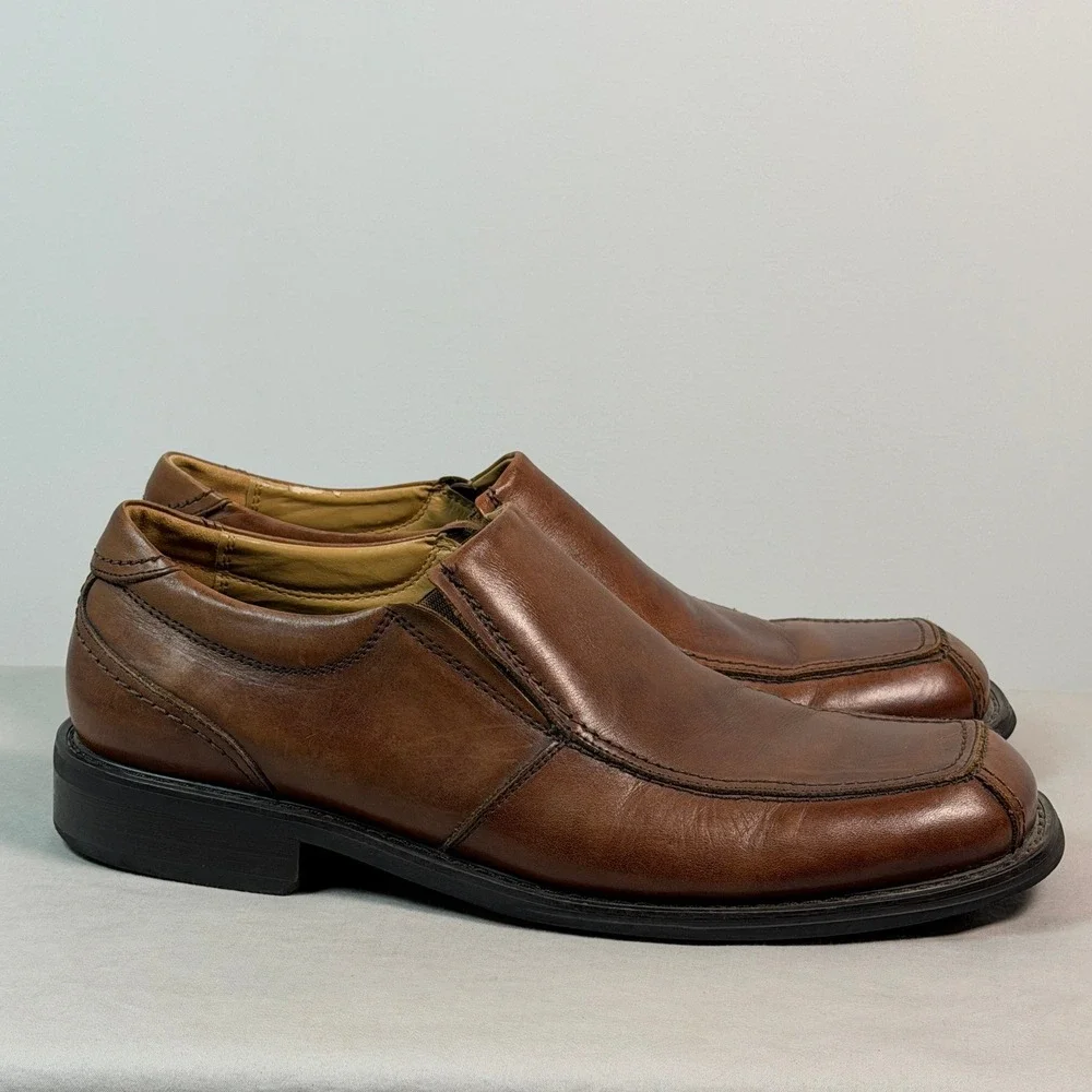 Merrell Mens 10M Brown Leather Square Toe Slip On Loafers Dress Shoes